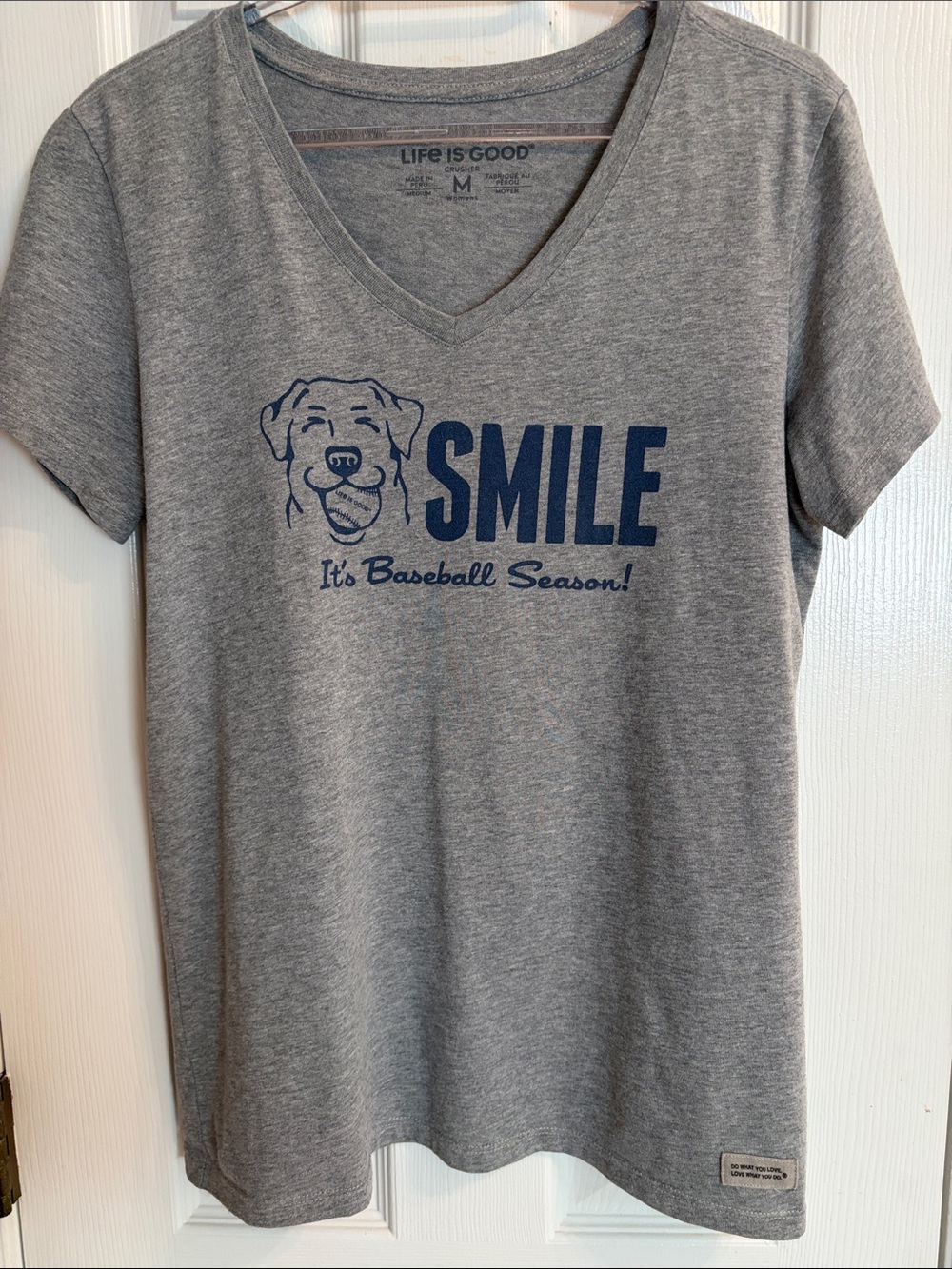 Life Is Good Women’s Size Medium SMILE Dog Baseball Tee - Excellent Condition
